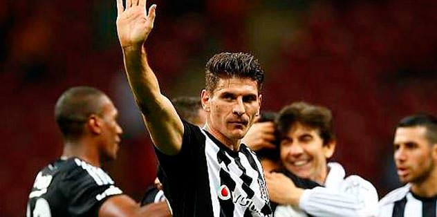 Gomez Rekor İstiyor