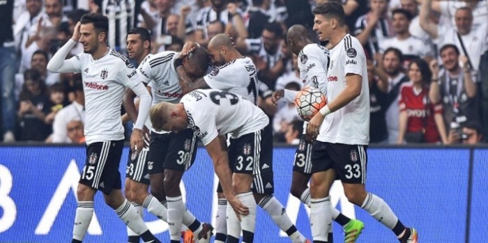 Beşiktaş Para Bastı