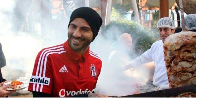 Akşam barbekü partisi.