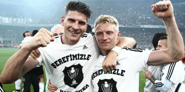 Beşiktaş'ta Şampiyon Oldum, Geliyorum