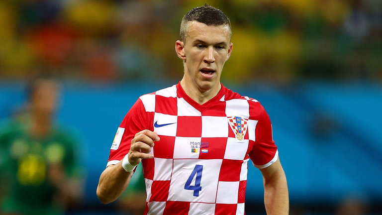 İvan Perisic Kafaları Karıştırdı
