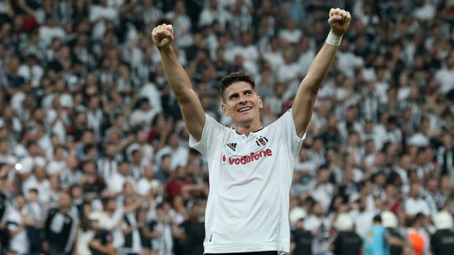 Beşiktaş yönetiminden Mario Gomez'e veto