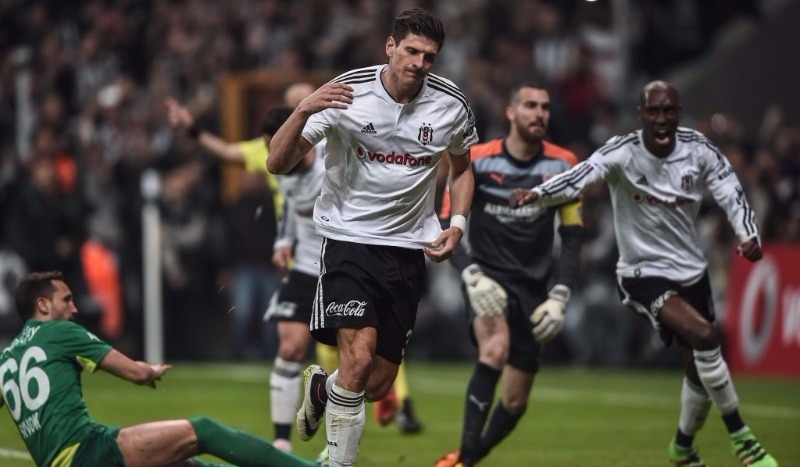 Mario Gomez'den U dönüşü