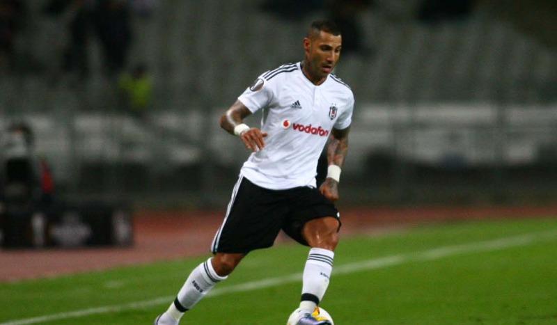 Quaresma'dan Almeida ve Fernandes'e Gönderme