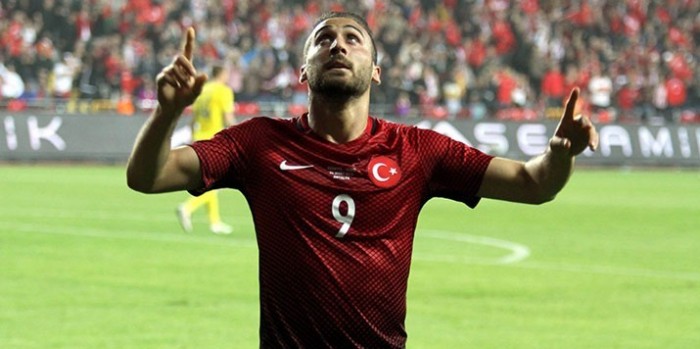 Cenk Tosun en güçlü rakibi açıkladı!