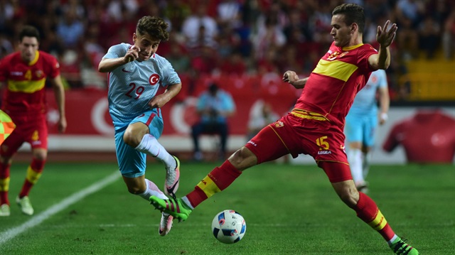 Emre Mor savaşı kızışıyor