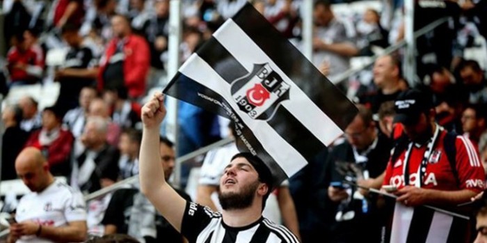 Beşiktaş Taraftarı TT Arena'ya