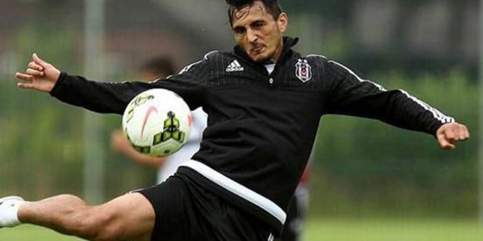 Mustafa Pektemek İçin Ayrılık Çanı