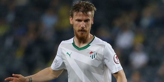 Beşiktaş'ın Stoper Transferinde Çifte Mutluluk