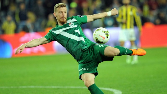 Beşiktaş Serdar'ı Değil, Serdar Beşiktaş'ı İstiyor