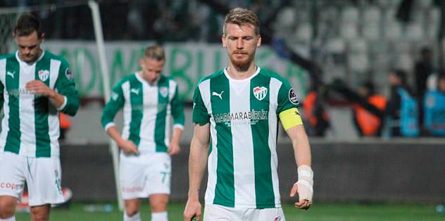 Beşiktaş'ta savunmaya son karar Serdar Aziz