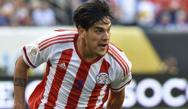 Beşiktaş'ta stoper belirsizliği devam ediyor