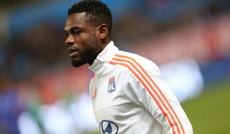 Kartal'ın gözdesi Bedimo imzaladı