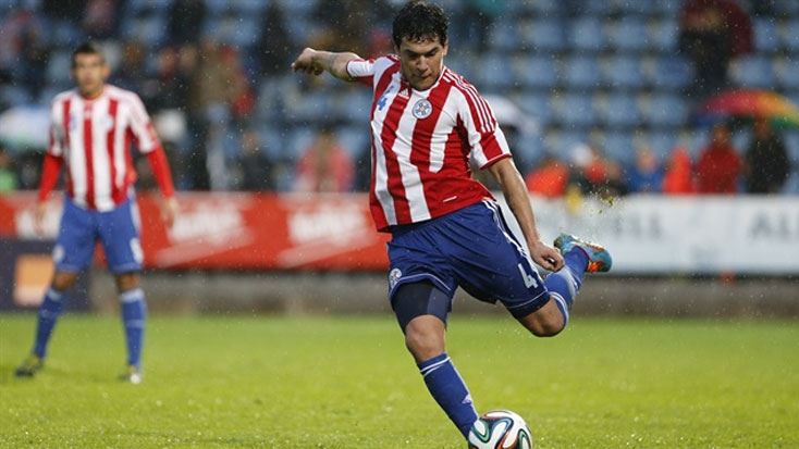 Stoperde gözler Gustavo Gomez'de