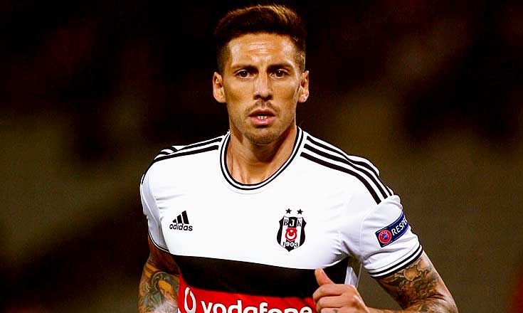 Beşiktaş'ta Jose Sosa çılgınlığı