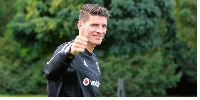 West Ham’ı geri çevirdi.