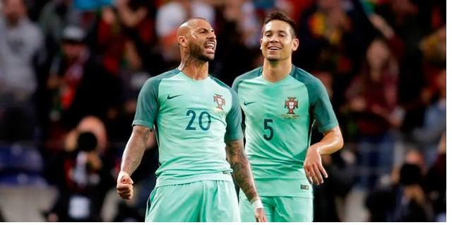 Çocuklar için ölürüm.