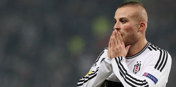 Atiba ve Sosa'nın Gidiş Bileti Töre'den