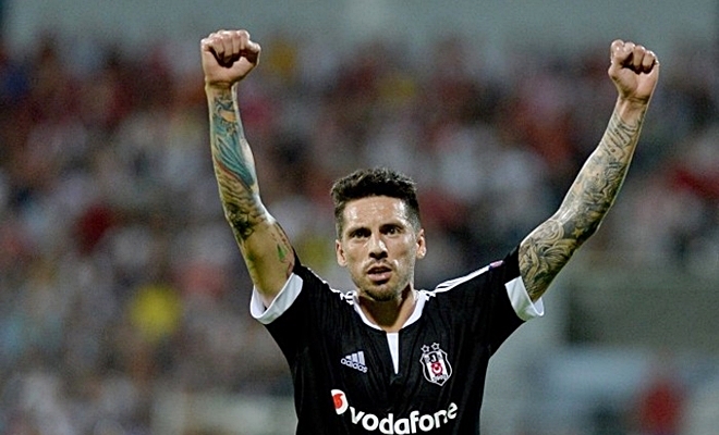 Sosa'nın Bahane Ettiği Eşi İlk Kez Konuştu