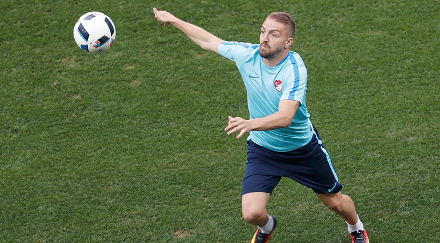 Caner Erkin de Beşiktaş yolunda