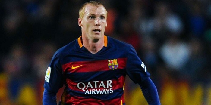  Beşiktaş'a Barcelonalı Jeremy Mathieu Transferinde İngiltere'den Rakip