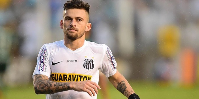 Beşiktaş Sosa'nın Yerine İki Yıldızı Belirledi