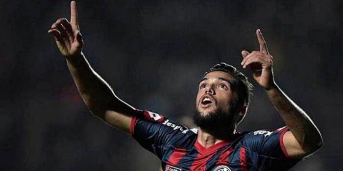 Emmanuel Mas teklifi düşünüyor