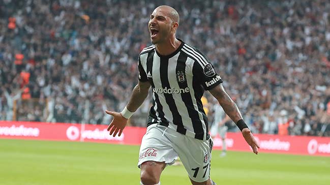 İtalyan Devinden Ricardo Quaresma'ya Kanca