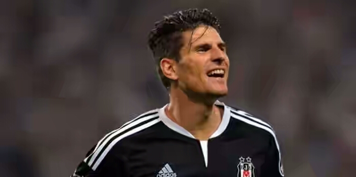 Beşiktaş'ta devam edecek 