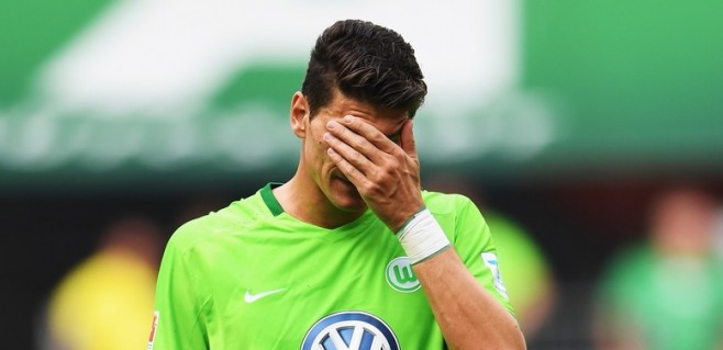 Gomez daha ilk maçında Almanya'da topa tutuldu