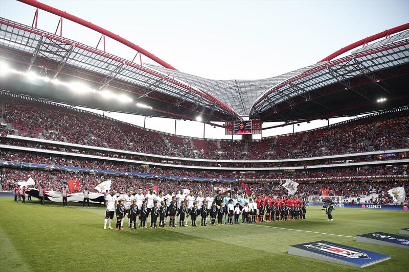 Kapısından giremez