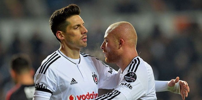 Jose Sosa ve Gökhan Töre feda dedi!