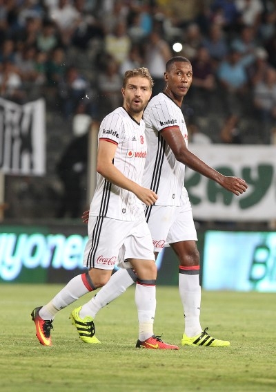 Spor yazarları Beşiktaş için ne dedi?