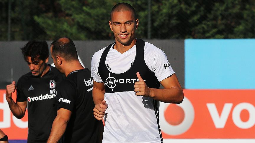 Konuşarak değil, her şeyimi sahada vereceğim