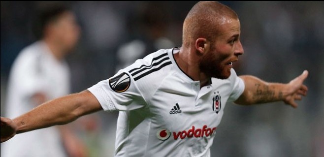 Gökhan Töre'ye kapımız açık