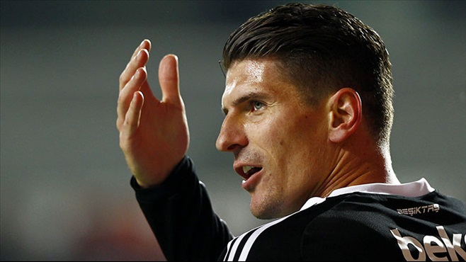 MARIO GOMEZ GERDİ DÖNDÜ!