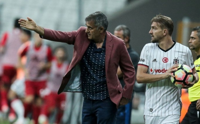 Sözlerim başka çekiliyor