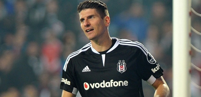 Fiorentina kaşındı, Beşiktaş FIFA'ya gidiyor