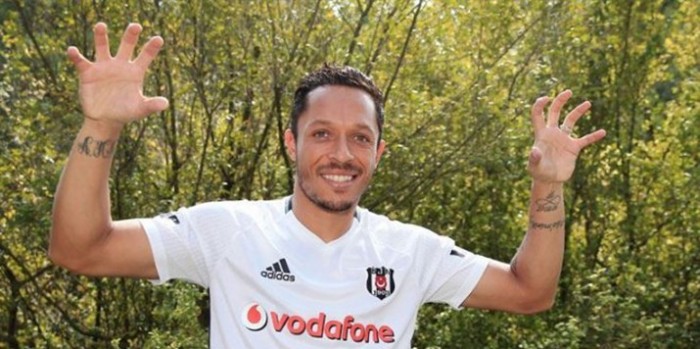 Adriano'dan Şenol Güneş'e mesaj!