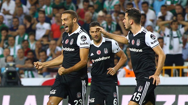 Beşiktaş’ın yıldızı Cenk Tosun’a dev teklif!