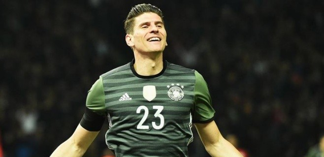 Gomez gelsin! Demba Ba değil!