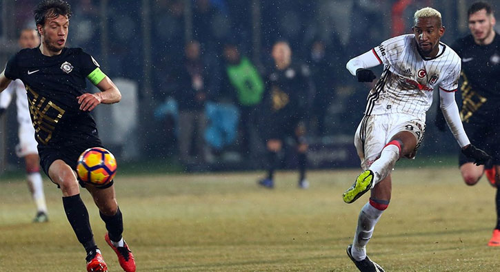 Beşiktaş Talisca'nın bonservisini alıyor!