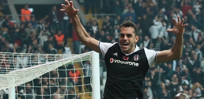 Rhodolfo için Beşiktaş'ın ezeli rakipleri kapıyı çaldı!