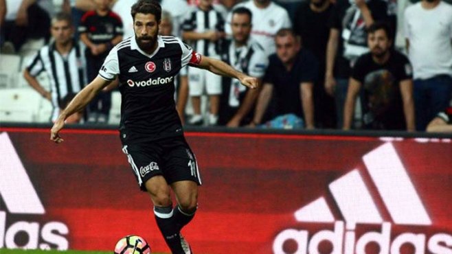 Olcay Şahan Beşiktaş'a kötü haberi verdi!