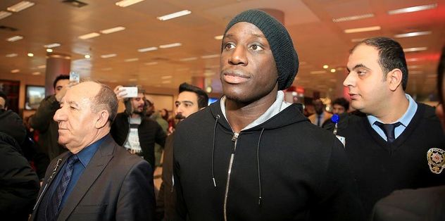 West Ham United'dan Demba Ba sürprizi