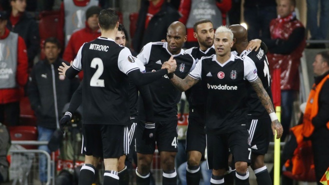Beşiktaş para basıyor