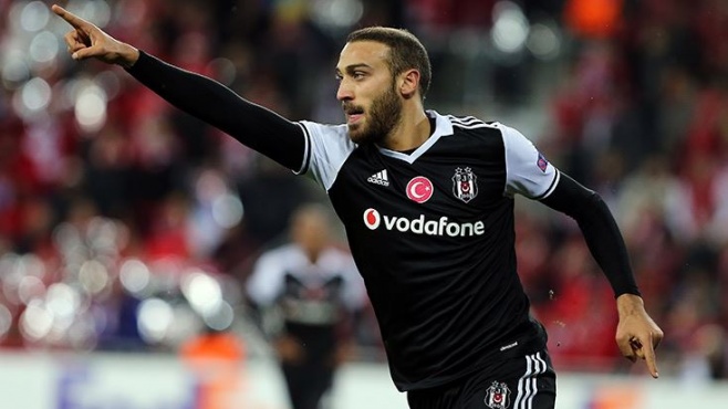 Cenk Tosun Zlatan'ı ezdi geçti!