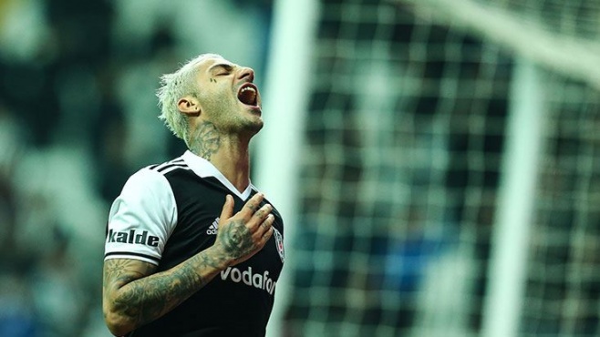 Beşiktaş'ta Quaresma şoku!