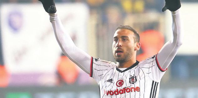 Premier Lig'den Cenk Tosun'a flaş talip!