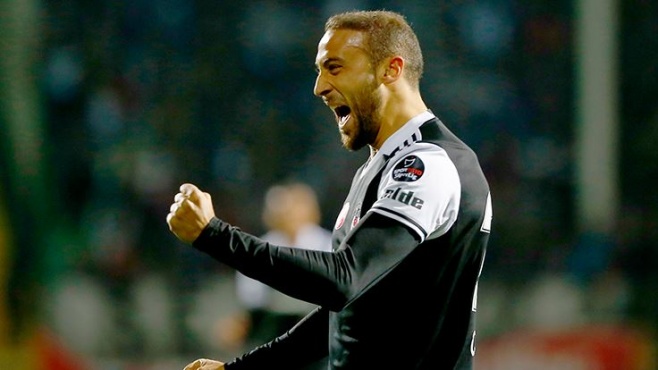 Cenk Tosun Suarez ve Ronaldo'ya meydan okudu!